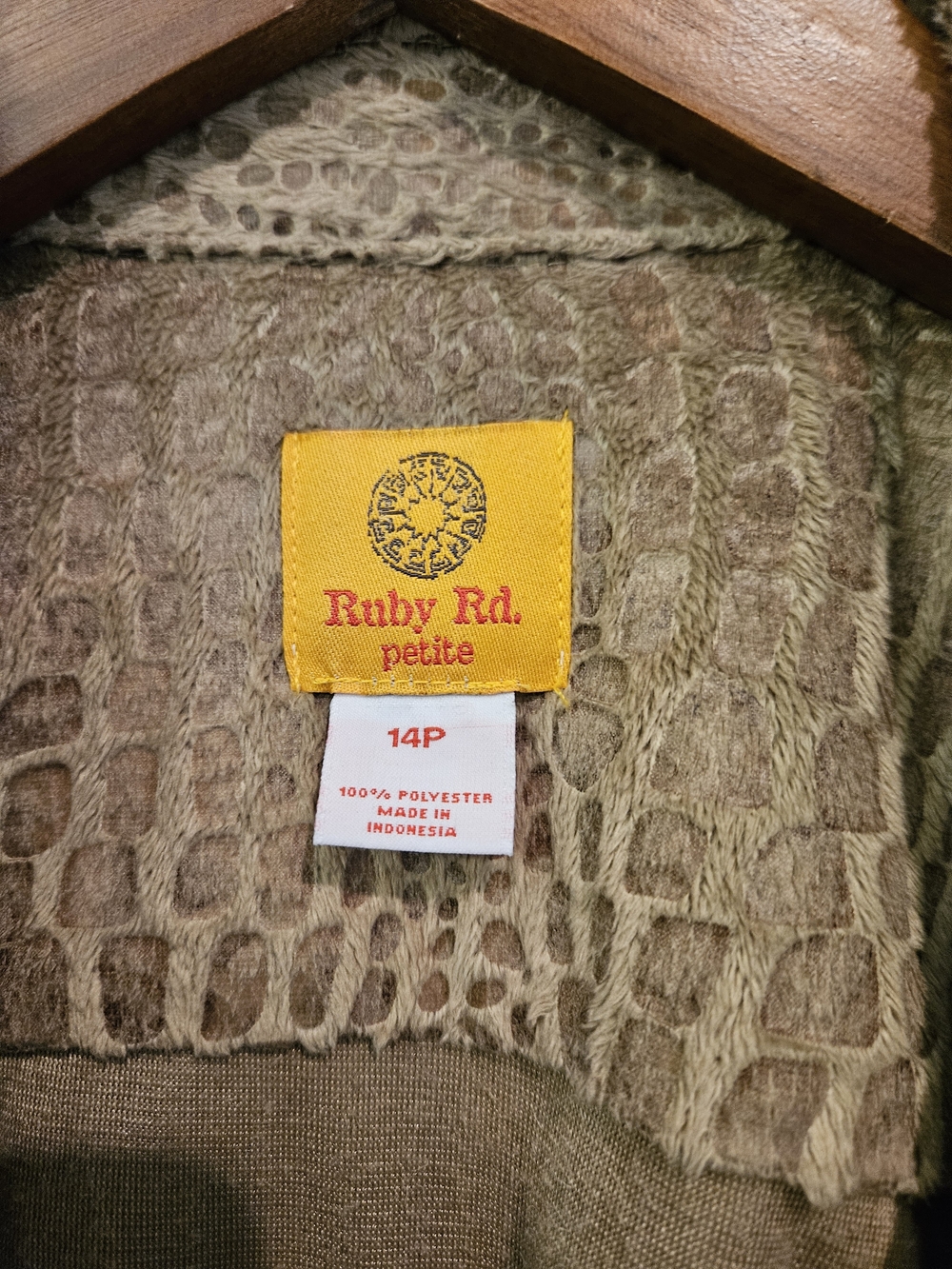 Ruby Rd. Croc-Embossed Lightweight Jacket in Taupe - Picture 2 of 3